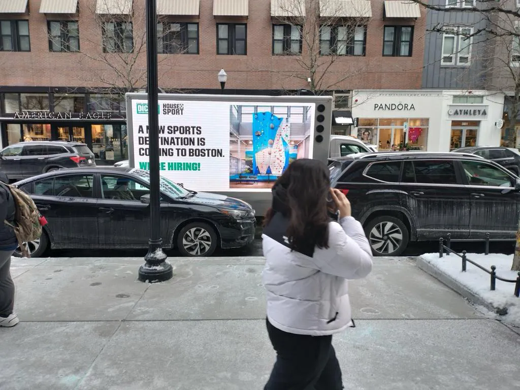mobile digital billboard truck